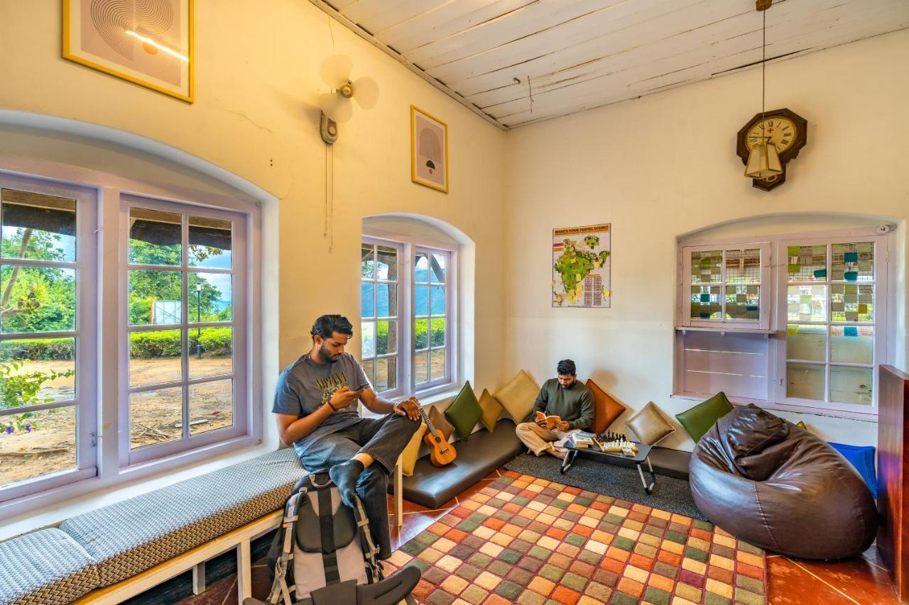 Zostel Plus Wayanad Kalpatta Exterior foto