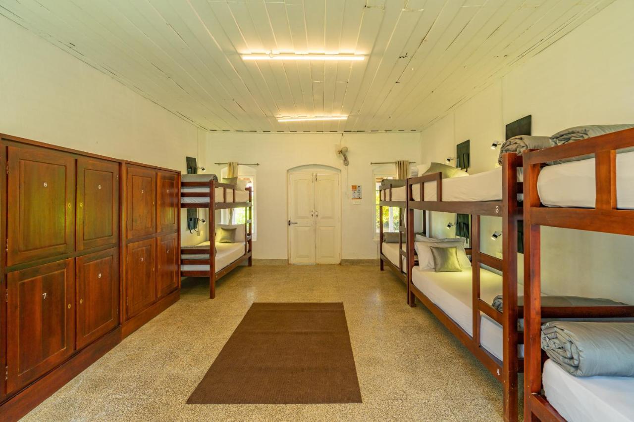 Zostel Plus Wayanad Kalpatta Exterior foto